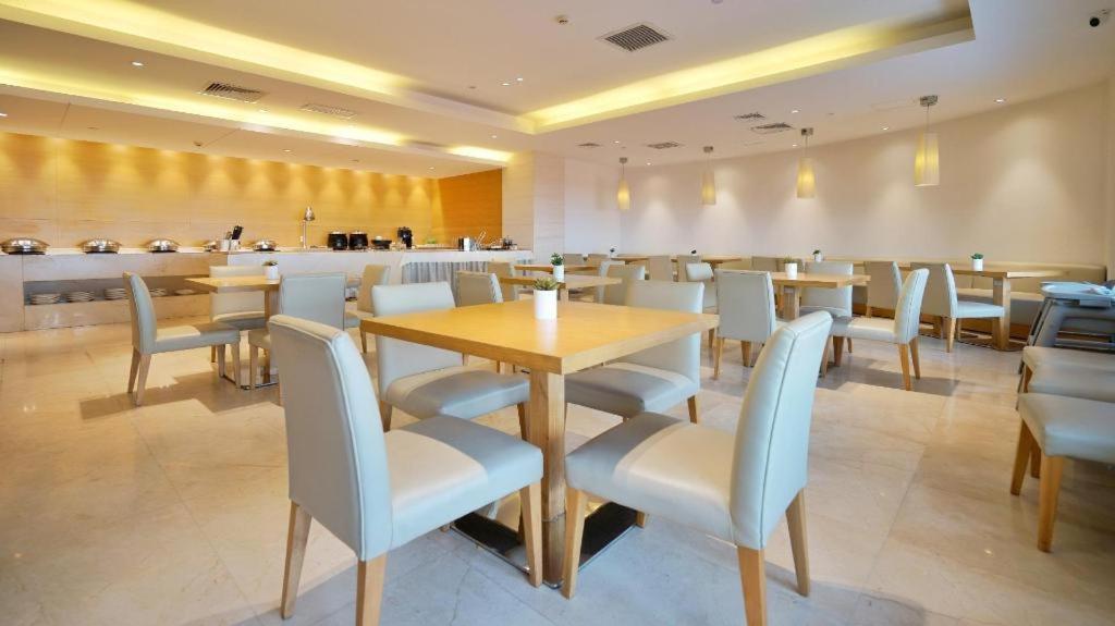 Ji Hotel Tianjin Binjiangdao Exterior foto